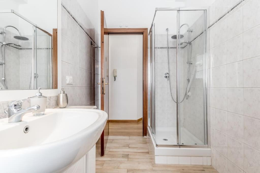 Tiburtina White House Lägenhet Rom Exteriör bild