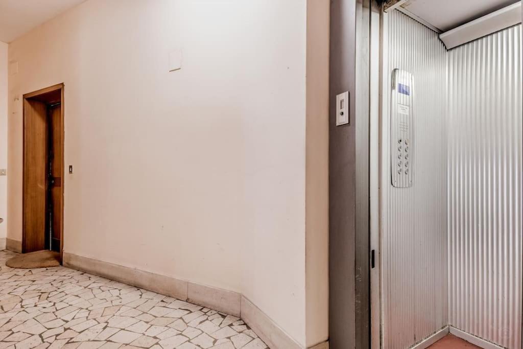 Tiburtina White House Lägenhet Rom Exteriör bild